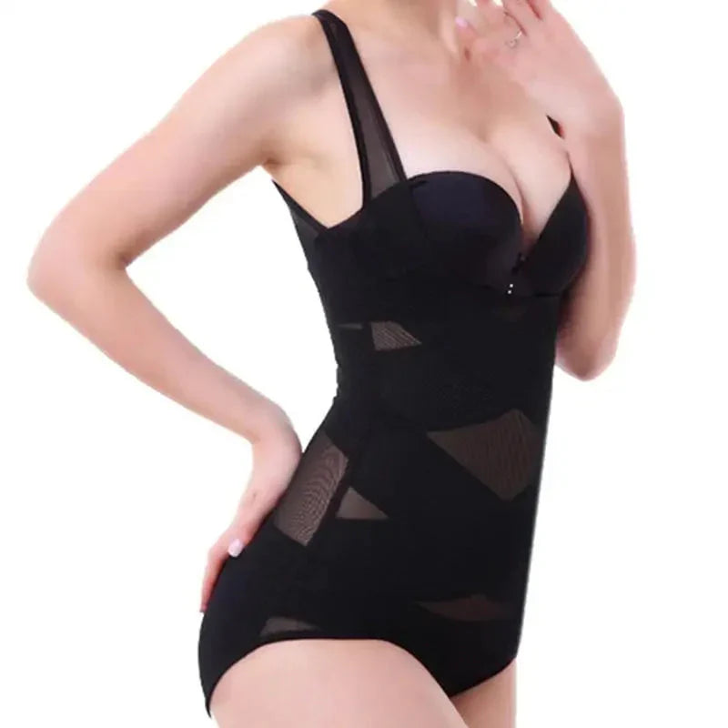 Body wyszczuplające z modelującymi paskami